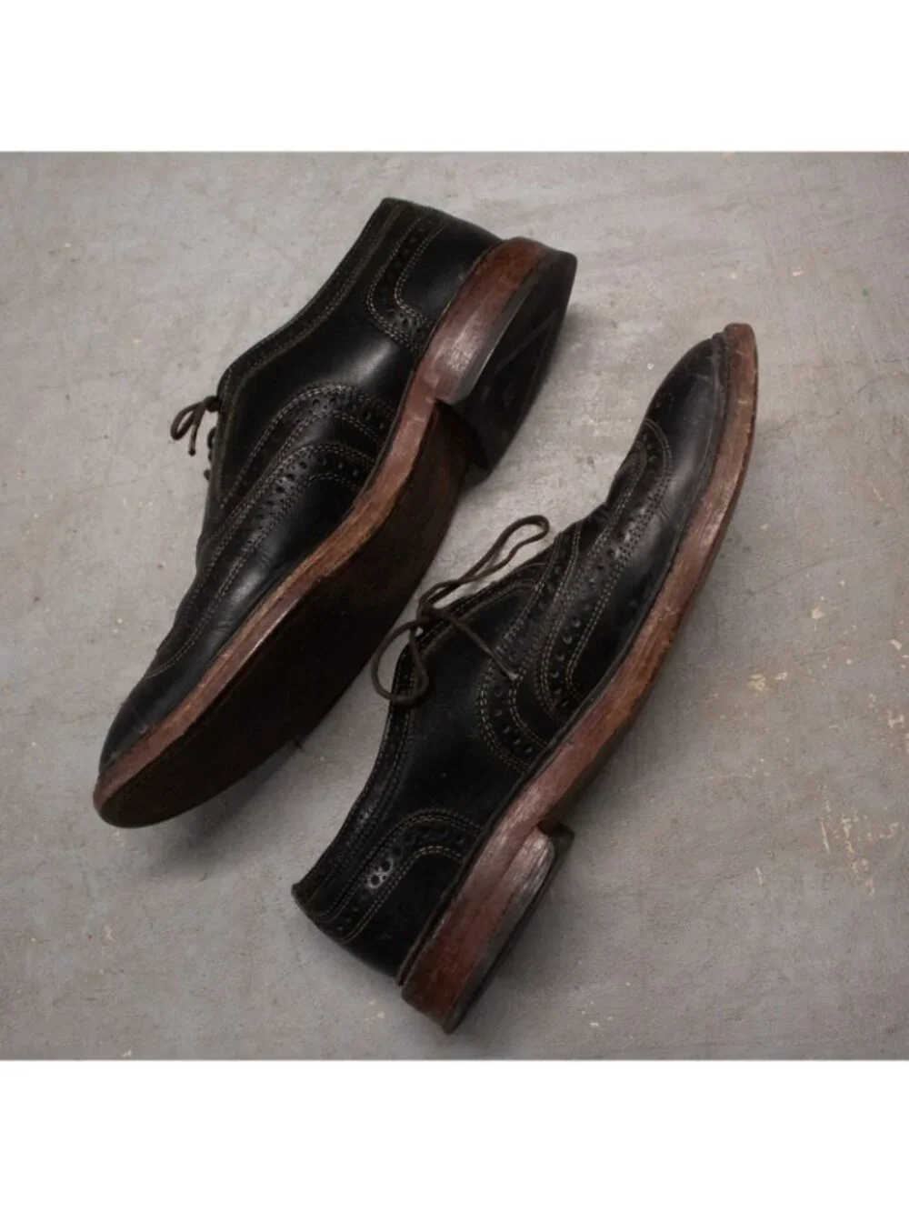 Allen Edmonds Men's McTavish Oxford Wingtip Leather Dress Shoes 9,5 D Brown